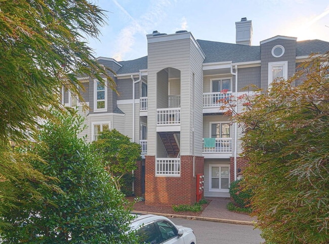 Photo - Chic & Cozy Condo in the heart of Raleigh! Unidad 307