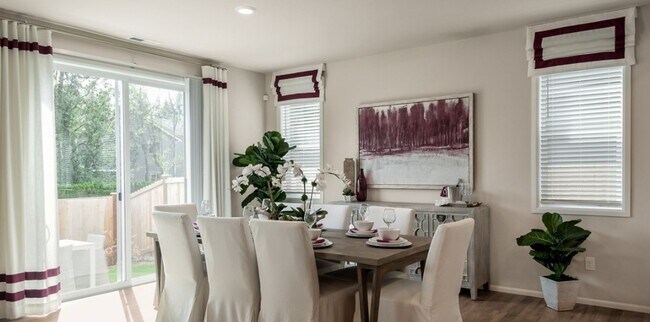 Photo - Spacious 5-bedroom, 3.5-bath in Tahoma Ridge Community