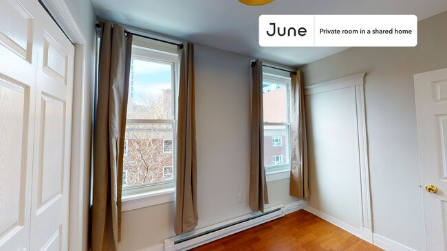 Photo - Room in Shared 2 bed/1.5 bath home Unidad A