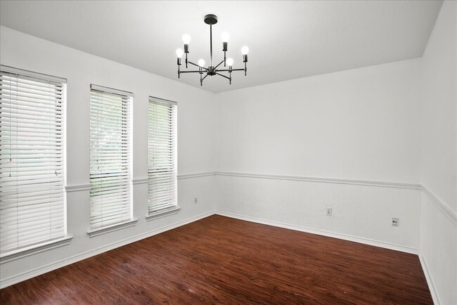Photo - 2309 Lawndale Dr