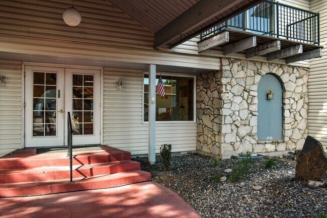 Photo - Casa Grande Apartments