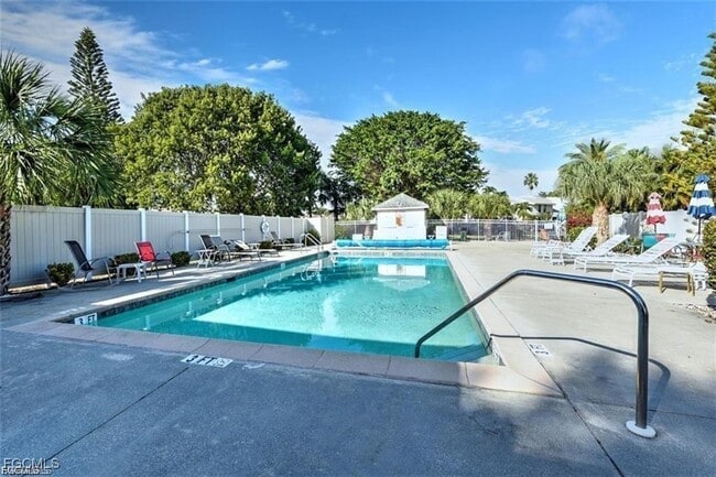 Photo - 11650 Pointe Cir