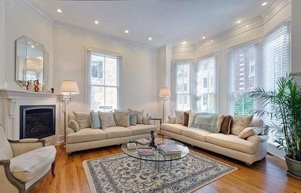 Photo - 44 Follen St