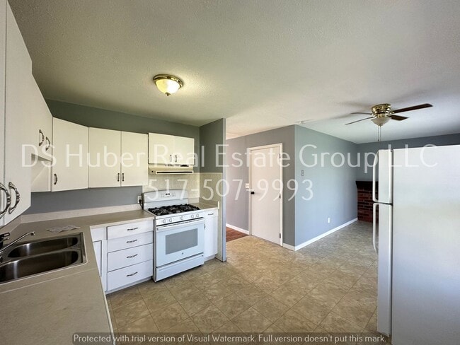 Photo - 2920 Hillcrest St