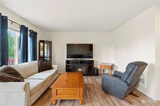 Photo - 1932 76th Ave SE