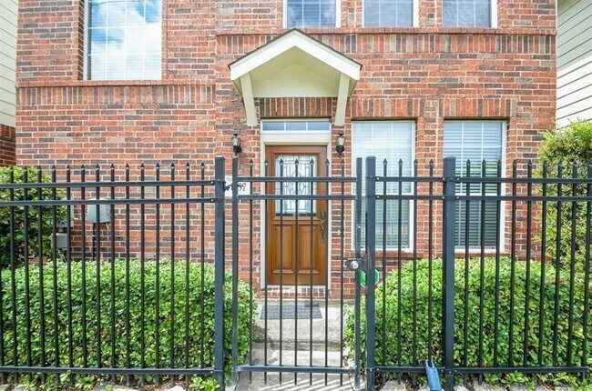 Photo - 1757 Aden Dr