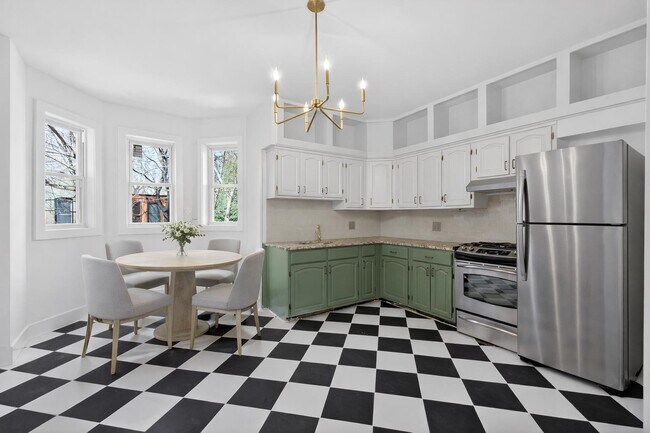 Photo - 701 Bergen Ave