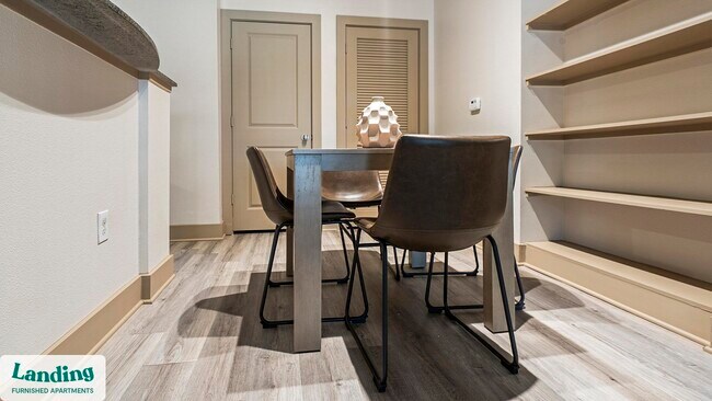 Photo - 2056 Sundance Parkway Unidad 4301.1410939