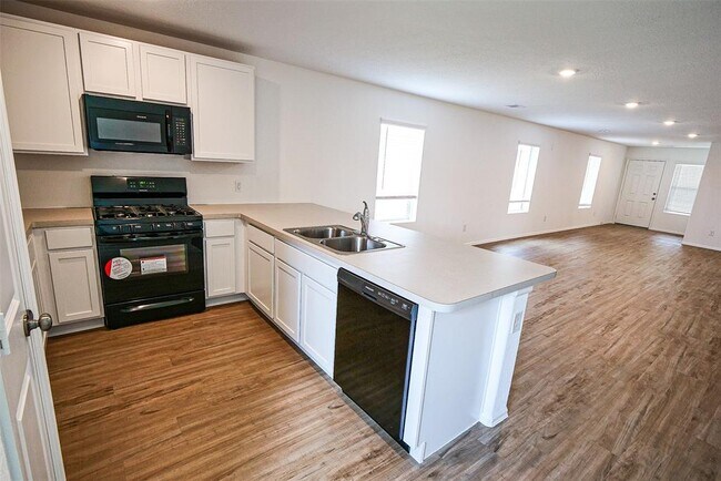 Photo - 26926 Winward Crk Trl