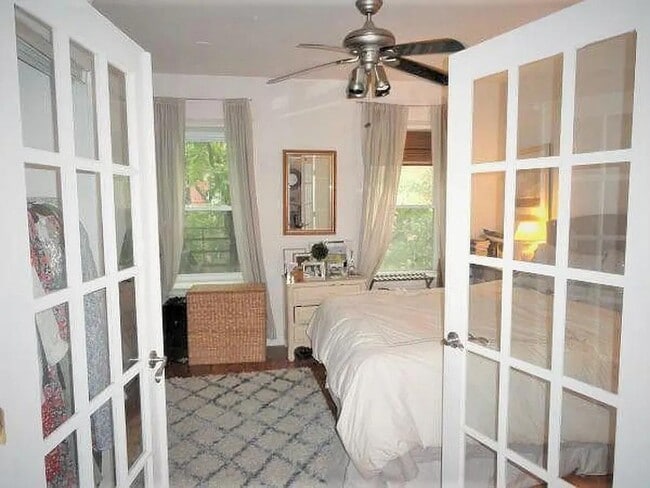 Photo - 229 W 16th St Unit 2D