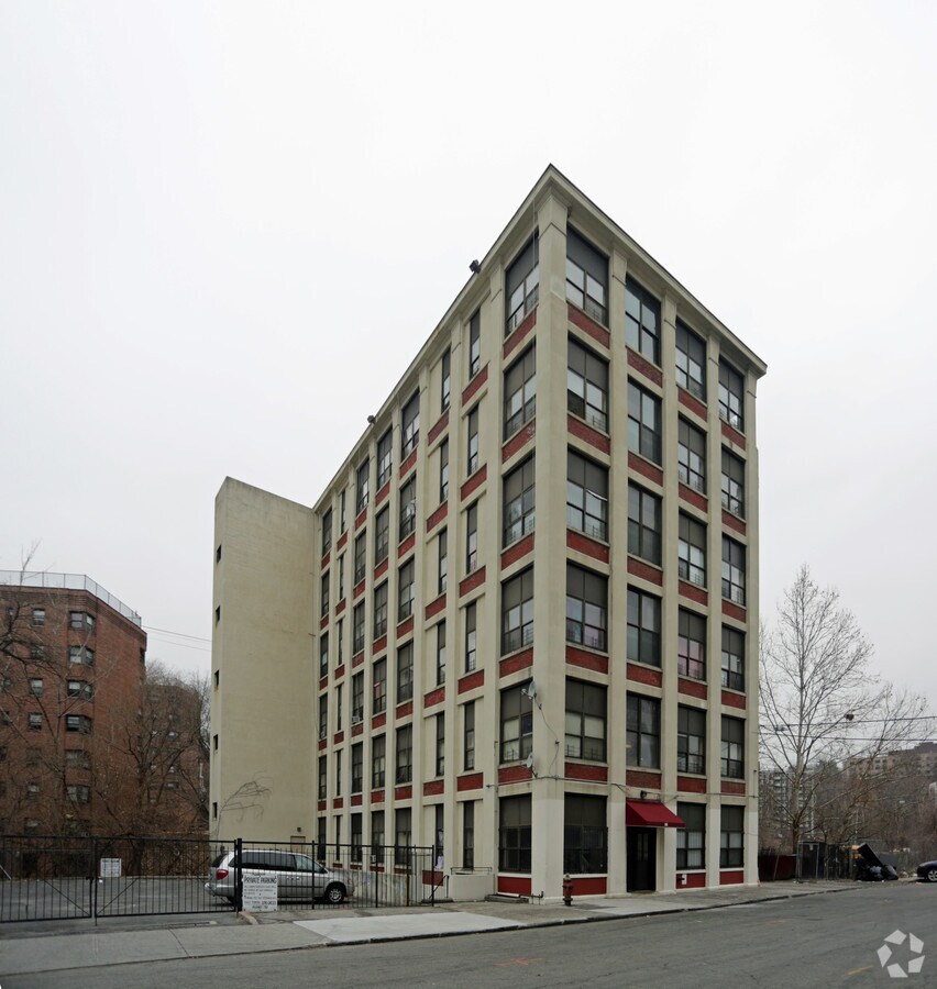 Photo - 35 Saint Casimir Ave Apartments