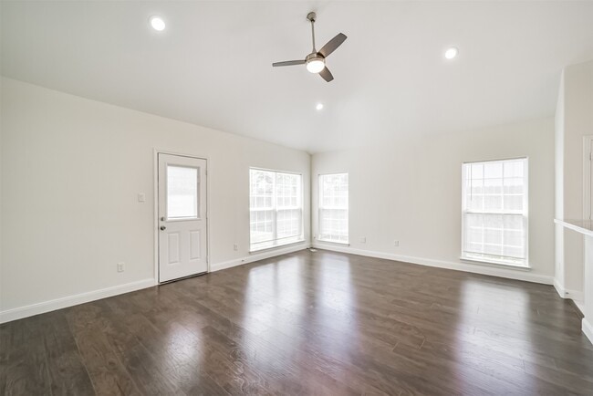 Photo - 10618 Bassoon Dr