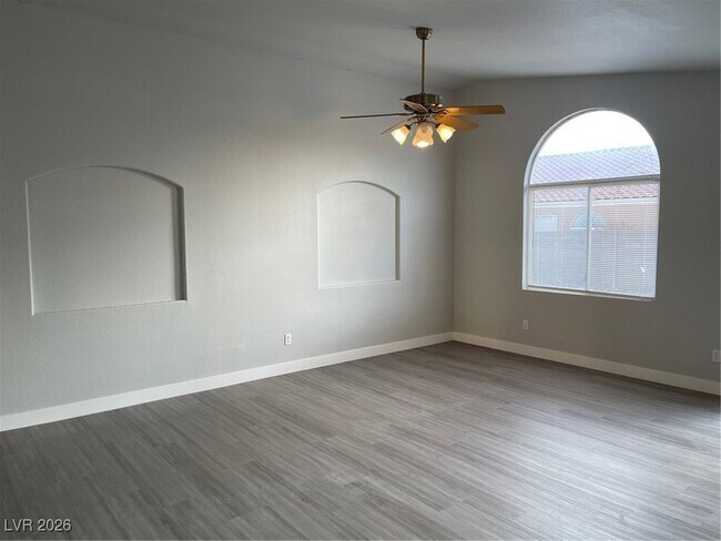 Photo - 1425 Dragon Rock Dr