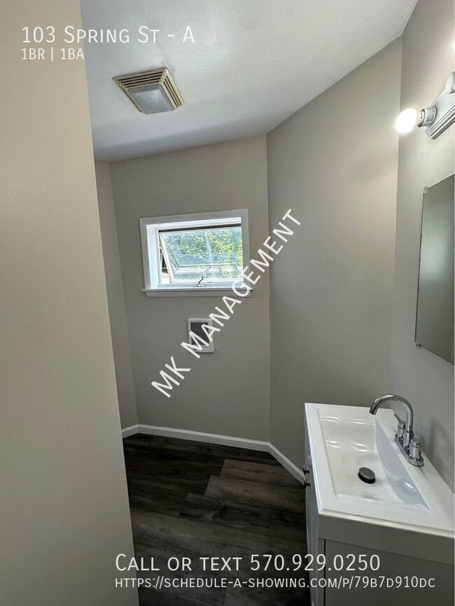 Photo - 103 Spring St Unit A