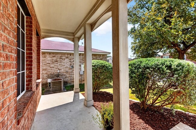 Photo - 7711 Parkwood Way