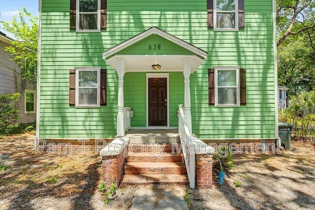 638 E 37th St Unit B