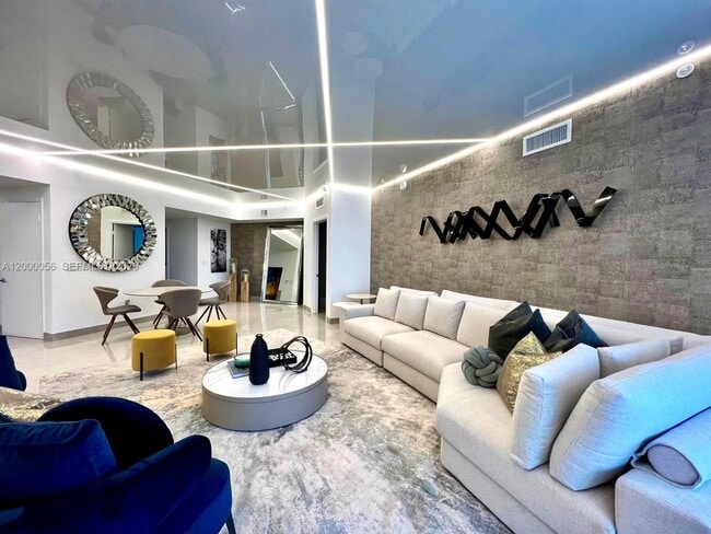 Building Photo - 17301 Biscayne Blvd Unit 308