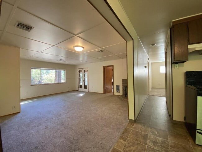 Photo - 784 Murphy Creek Rd