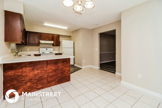 Photo - 1655 Margaret St