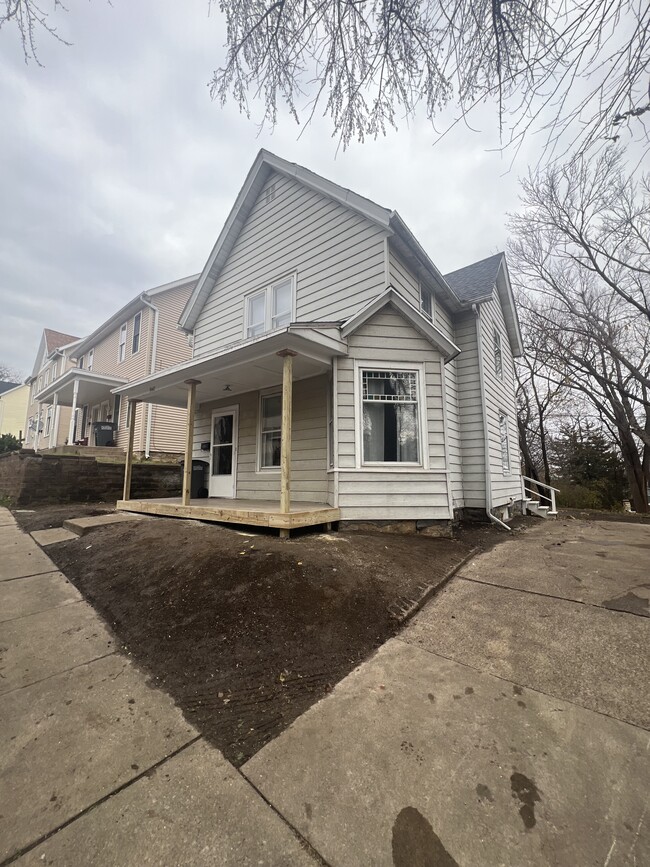 Newly remodeled single family home - 940 Wilson St Casa