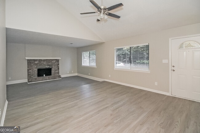 Photo - 10084 Silent Trail