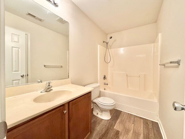 Photo - 3707 Whitworth Dr