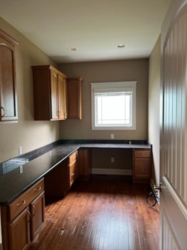 Photo - 2411 Nottingham Dr