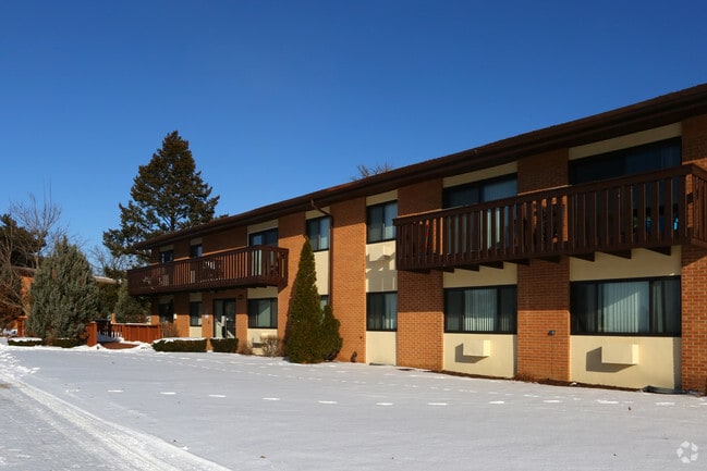 Oakridge Apartments
