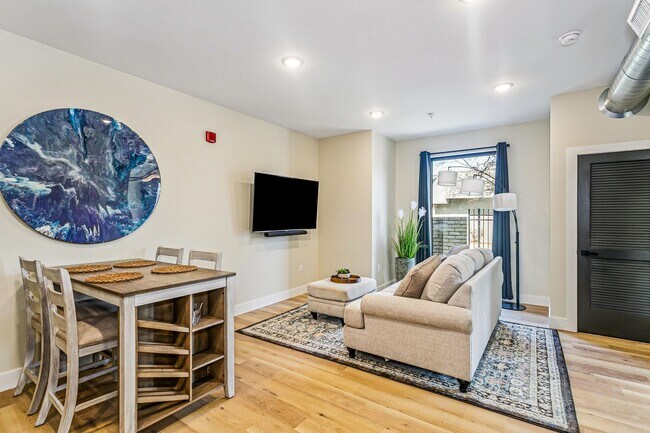 Photo - CORPORATE LEASE AVAILABILITY FOR 3, 6, OR 12 MONTHS! ALL BILLS AND PARKING INCLUDED! Unit 102