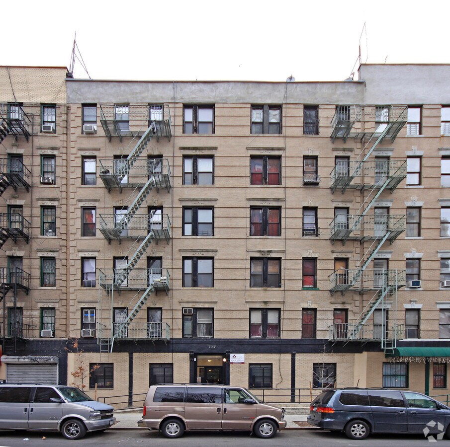 Photo - 327-29 E 108th St Apartments