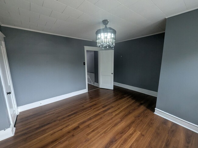 Photo - 821 Rader Ave