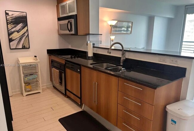 Photo - 335 S Biscayne Blvd Unidad 3706