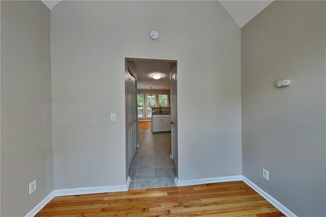 Photo - 3496 Heatherwood Ct