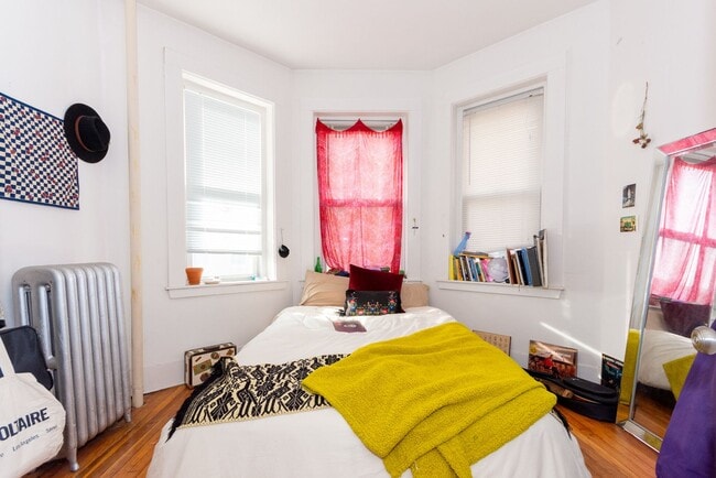 Photo - 9/1 Packard's Corner 4BR w/updated kitchen, heat inc!