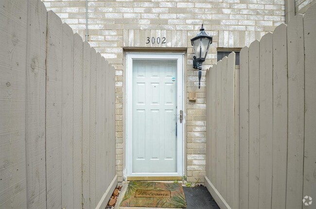 Building Photo - 3002 Holly Hall St Unit 3002 Rental