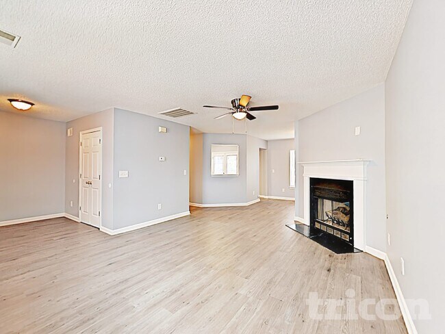 Photo - 210 Kendrick Rd