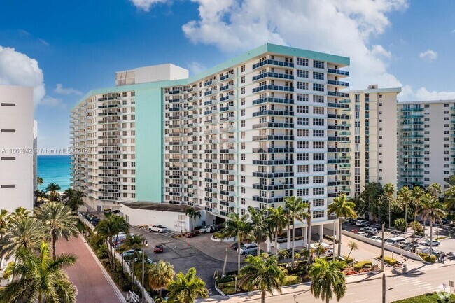 Building Photo - 3725 S Ocean Dr Unit 1507 Rental