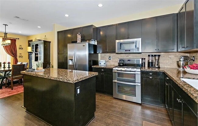 Photo - 418 Vista Dr