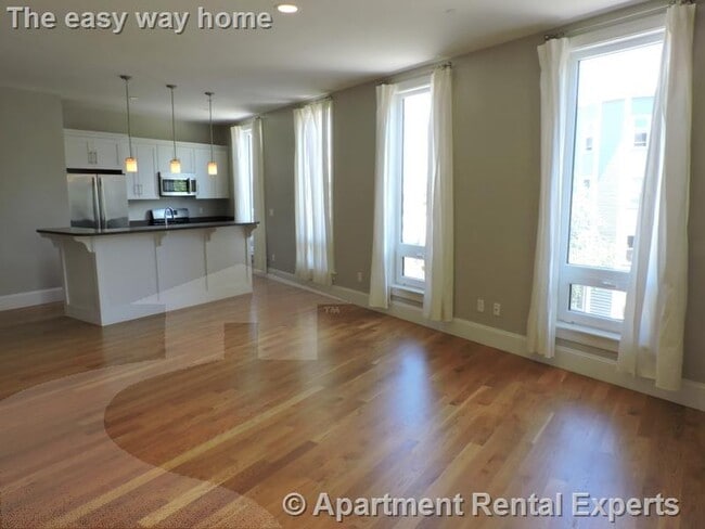 Photo - 168 Hampshire St Unit #3A