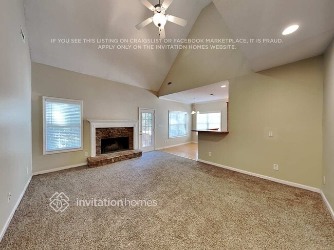 Photo - 10 Camden Cir