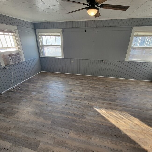 Photo - 1402 Willis Ave Unit Apt 1