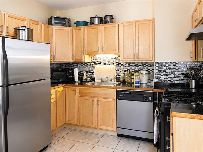 Photo - 1512 Hyde Park Ave Unit 1