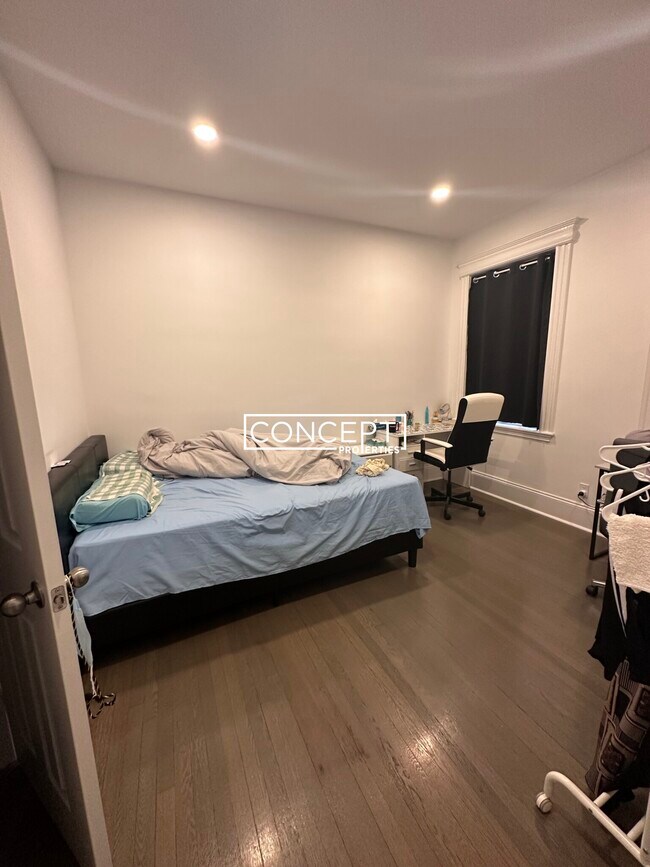 Photo - 11 Queensberry St Unit 7CP