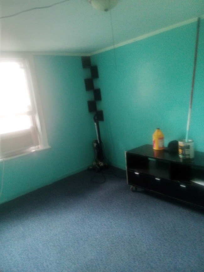 5030 W School St Unit Apt