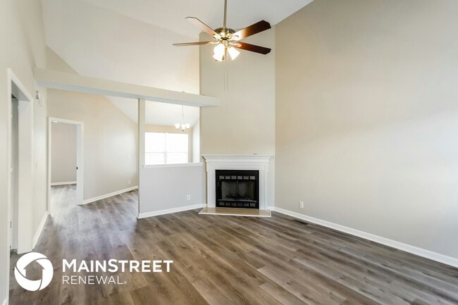 Photo - 416 Hunter's Path Ct