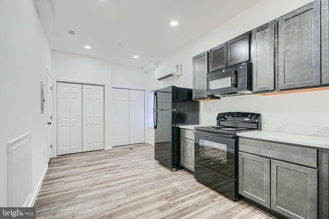 Building Photo - 7 S Carrollton Ave