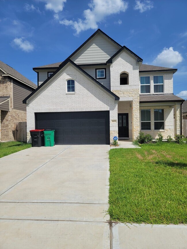 Building Photo - 4418 Hronas Dr