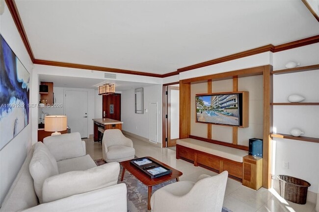 Photo - 6801 Collins Ave Unidad 309 Door 314