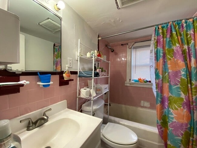 Photo - 530 Beach St Condo Unit 1