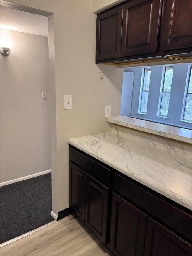 Photo - 221 Cookstown New Egypt Rd Unit E4